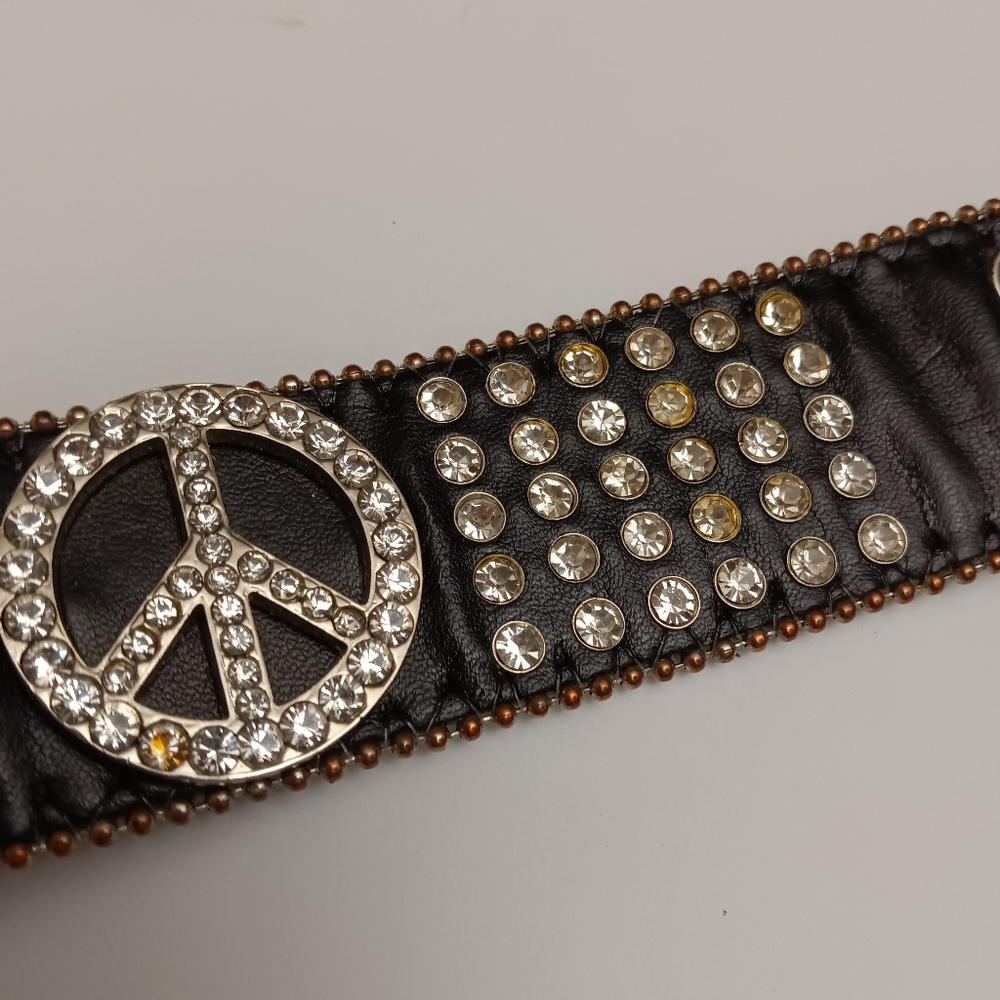 Black Rhinestone Peace Sign Wristband - Picture 5 of 14
